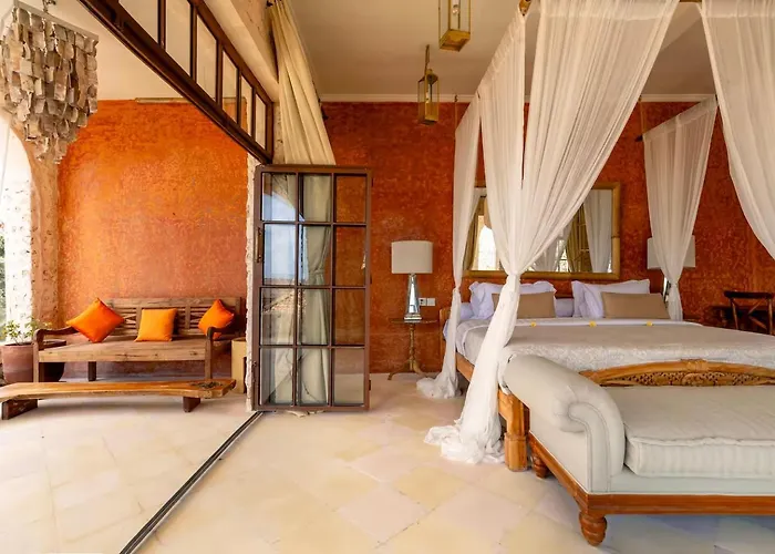 4 Bedrooms Seaview 25mtr Pool, Padang Padang Beach,