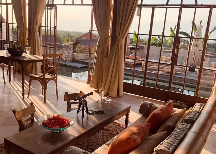 4 Bedrooms Seaview 25mtr Pool, Padang Padang Beach, Uluwatu (Bali)